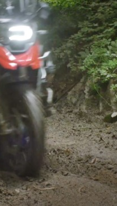 How to ride off-road with your motorcycle